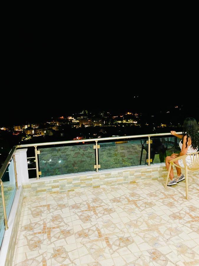 Mistral Inn Himare Exterior foto