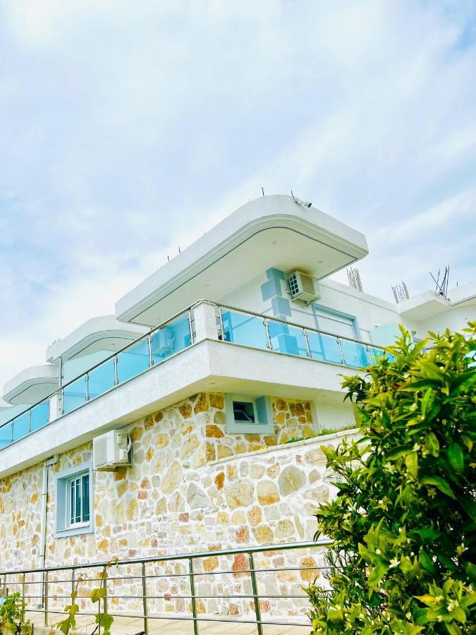 Mistral Inn Himare Exterior foto