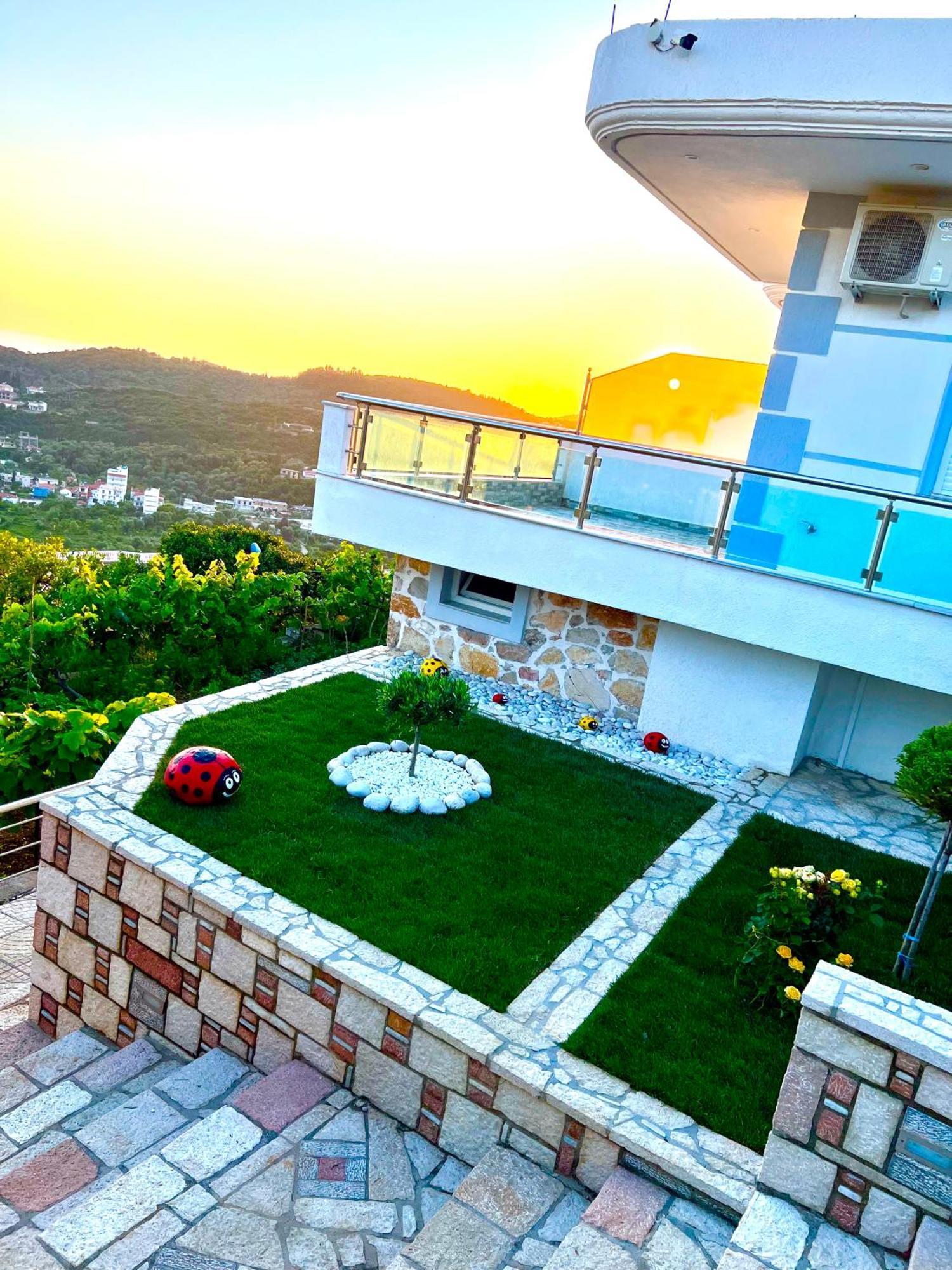 Mistral Inn Himare Exterior foto